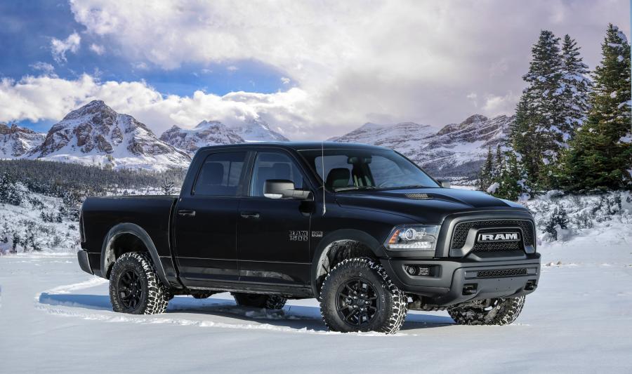  Dodge Ram 1500 Rebel Black Crew Cab 2017 года  (фото 4 из 5)